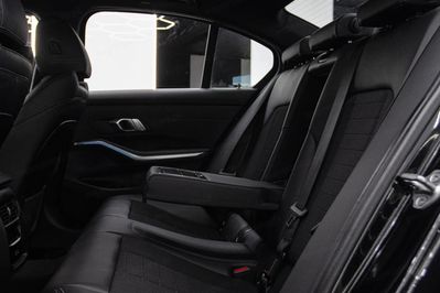 BMW Seria 3 318i M Sport aut