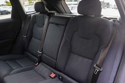 Volvo XC60 T6 Plug-In Hybrid AWD Ultra Dark