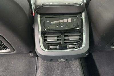 Volvo V60 B4 B Ultra Dark