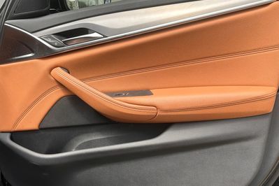 BMW Seria 5 530d xDrive mHEV M Sport sport-aut