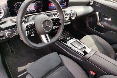 Mercedes CLA Shooting Brake 220 d 4MATIC AMG Line