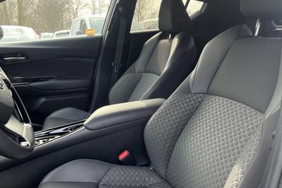 Toyota C-HR 1.8 Hybrid Style