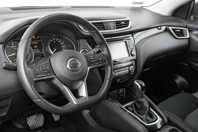 Nissan Qashqai 1.3 DIG-T N-Connetca DCT