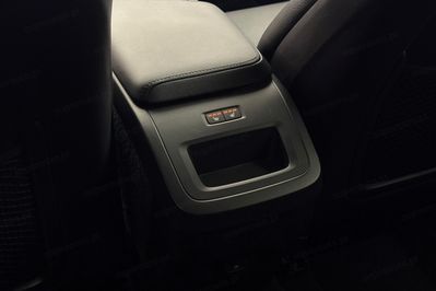 Volvo XC60 B5 B AWD Plus Dark