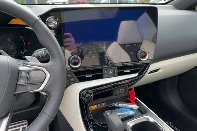 Lexus NX 450h+ F Sport