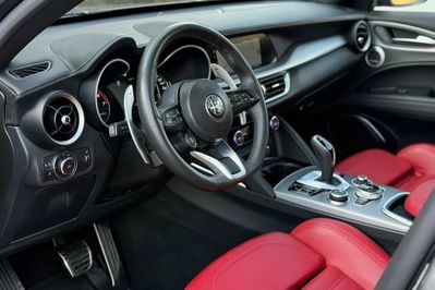 Alfa Romeo Stelvio 2.0 Turbo Sprint Q4 aut