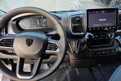 Peugeot Boxer Heavy L4H3 Zabudowa Brygadowa AT8