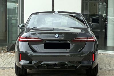 BMW Seria 5 530e xDrive M Sport