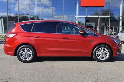 Ford S-MAX 2.5 Hybrid Titanium CVT