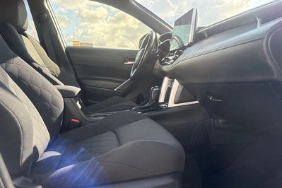 Toyota Corolla Cross Hybrid  Style AWD