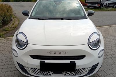 Fiat 600 Hybrid 1.2 Turbo eDCT