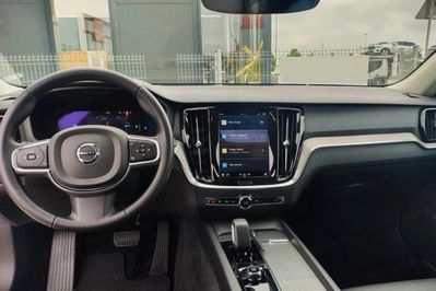 Volvo V60 B4 D Core
