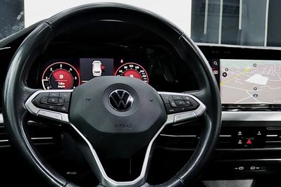 Volkswagen Golf VIII 2.0 TDI Life