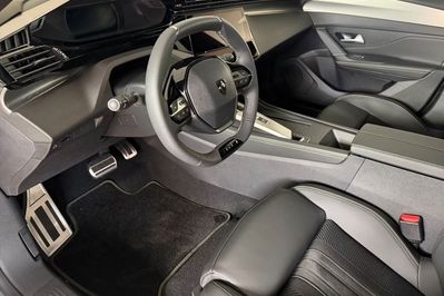 Peugeot 408 GT S&S e-DCS6 1.2 PureTech mHEV