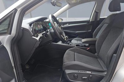 Volkswagen Golf VIII 1.5 TSI EVO Life