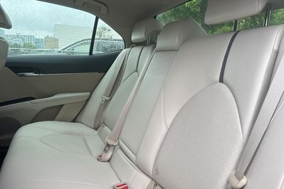 Toyota Camry Executive 2.5 Hybrid  CVT