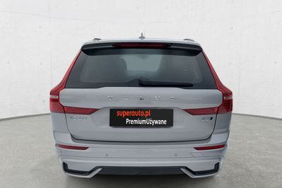 Volvo XC60 B5 B AWD Plus Dark aut