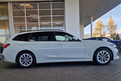 BMW Seria 3 318i Advantage aut