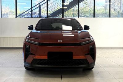 Toyota C-HR + Style BEV
