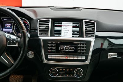 Mercedes ML 350 BlueTec 4-Matic