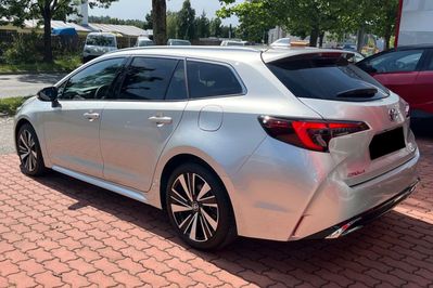 Toyota Corolla Style 1.8 Hybrid