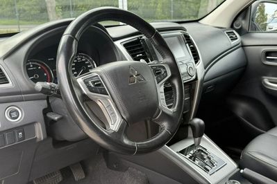 Mitsubishi L200 2.2 d Dc Instyle Plus