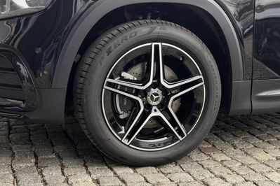 Mercedes GLB 200 AMG Line