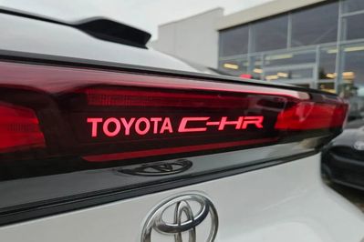Toyota C-HR GR Sport 1.8 Hybrid Dynamic Force