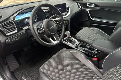 Kia XCeed Business Line 1.6 GDI PHEV DCT
