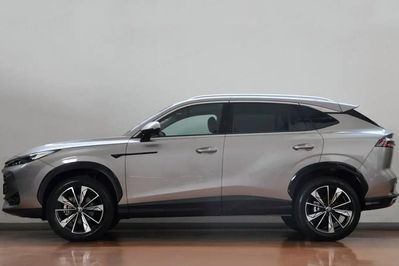 MG HS 1.5T HEV+ Excite aut