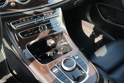 Mercedes Klasa E 220 d 9G-TRONIC