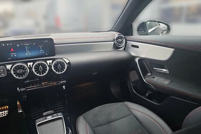 Mercedes CLA 200 AMG Line