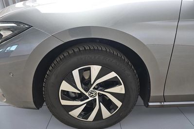 Volkswagen Passat TSI ACT mHEV Business DSG