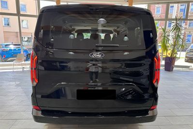 Ford Tourneo Custom L1H1 Titanium X 320 A8 AWD