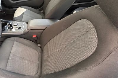 BMW Seria 1 118i Advantage aut