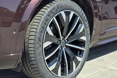 Volvo XC90 T8 AWD Plug-In Hybrid Ultra Dark 7os aut