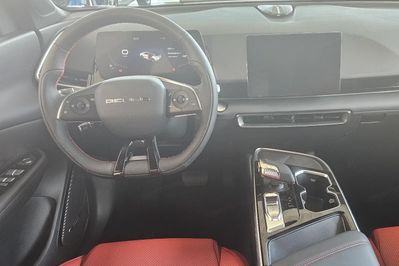 Baic Beijing 5 Luxury DCT 1.5T