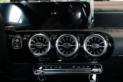 Mercedes CLA 200  AMG Line Shooting Brake