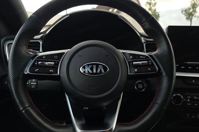 Kia Ceed ProCeed 1.6