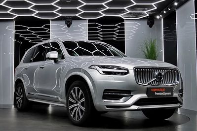 Volvo XC90 T8 AWD Plug-In Hybrid Inscription 7os aut