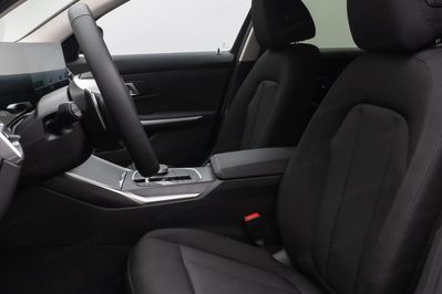 BMW Seria 3 Touring 320i