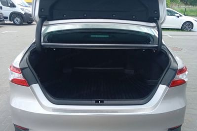 Toyota Camry Hybrid  CVT