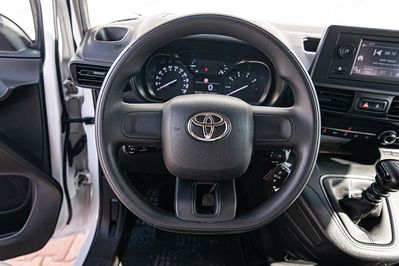 Toyota Proace City Verso Long L2H1 Combi