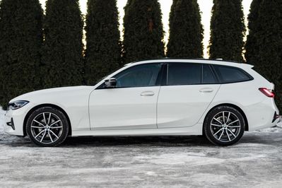BMW Seria 3 320d mHEV Luxury Line sport-aut