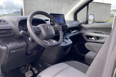 Toyota Proace City Verso Long 1.5 D-4D Family Aut.