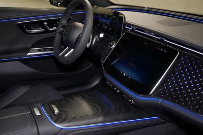 Mercedes E Klasa 220 d 4-Matic AMG