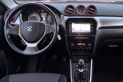Suzuki Vitara 1.4 Boosterjet SHVS Elegance 4WD