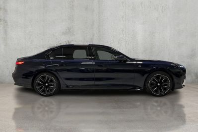 BMW i7 105.7kWh xDrive60