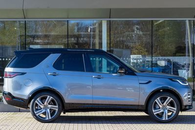 Land Rover Discovery V 3.0 D250 mHEV R-Dynamic SE