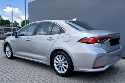 Toyota Corolla Comfort 1.5 benzyna